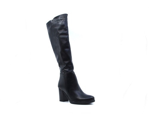 botas negras piel