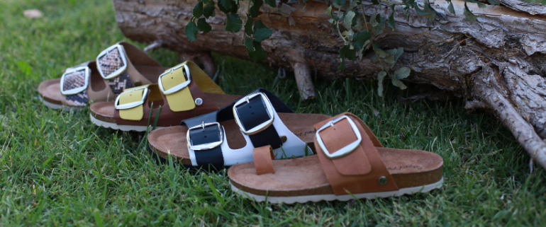 Cómo elegir la talla correcta de sandalias? 4 consejos para comprar la  sandalia perfecta - Raquel Perez Shoes